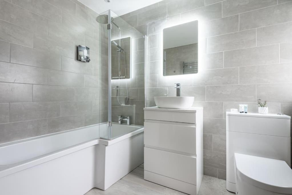 Spacious, Modern Home, Central Newquay W/ Parking Экстерьер фото